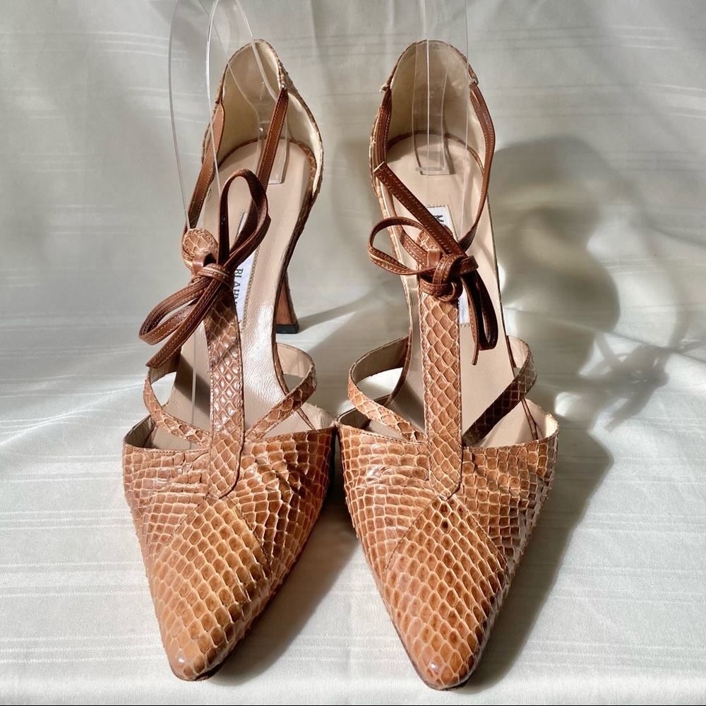 Manolo Blahnik Snakeskin Strappy Lace Up Nude MaryJane Heels